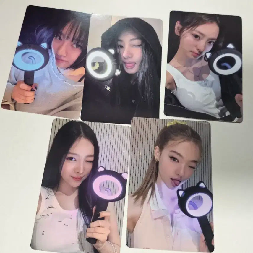 미야오 응원봉 포카 세트 양도합니다.