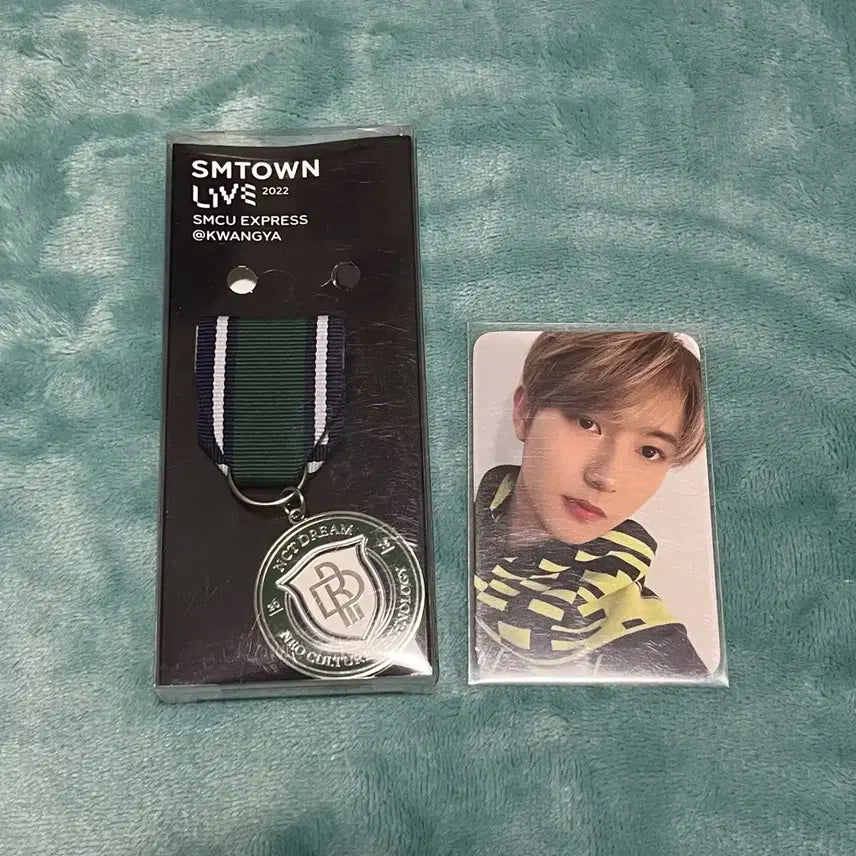 엔시티드림 런쥔 smtown 라이브 비욘라 뱃지 포카 smcu