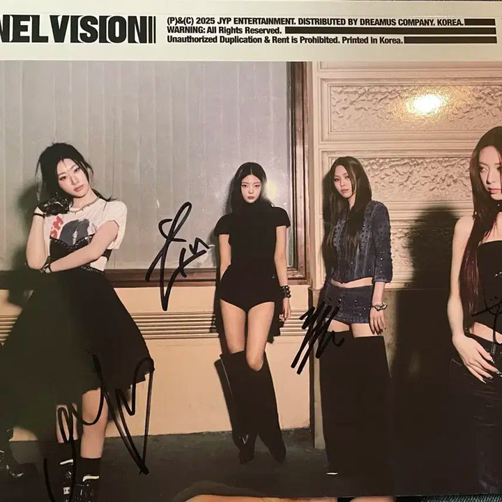 [새상품] ITZY 있지 미니 11집 비매 싸인 앨범