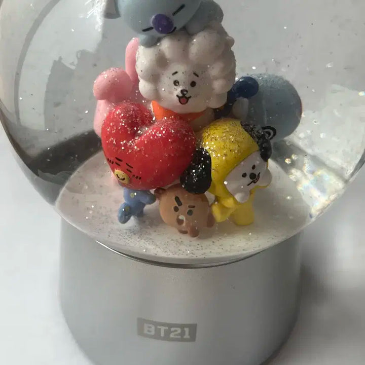 Bt21 스노우볼 무드등