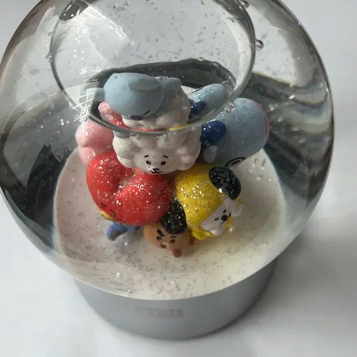 Bt21 스노우볼 무드등