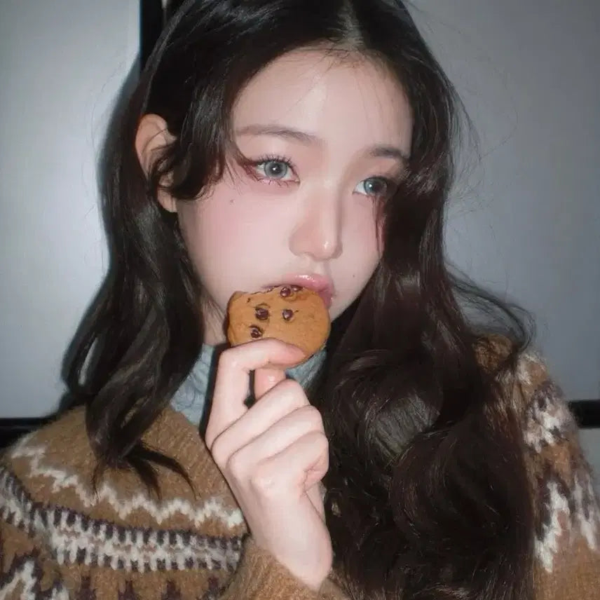 미개봉 로라로라 장원영 24winter 포카 2장 세트