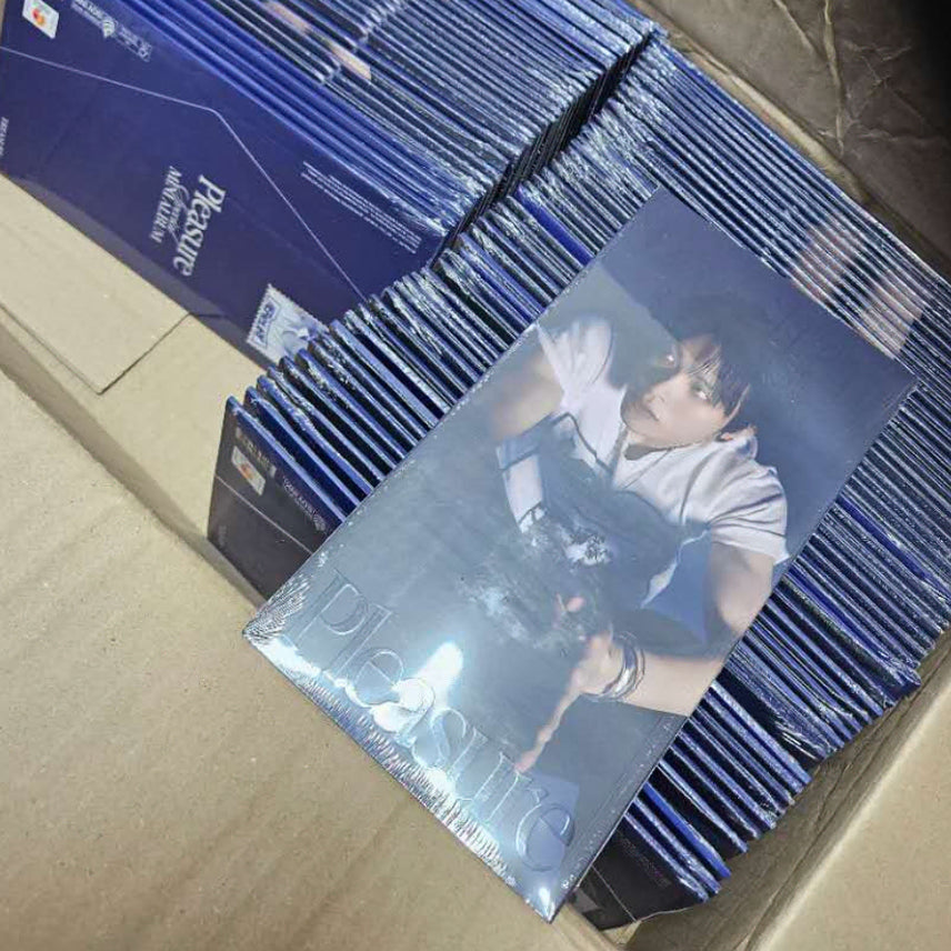 TREASURE - HALLYUSUPERSTORE