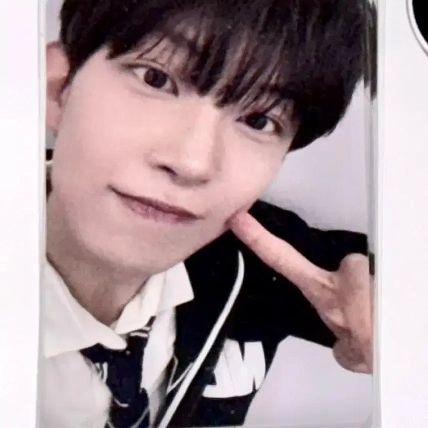 보플 김건우 1주차 교복 포카 판매 보이즈2플래닛 전시회 아카이브