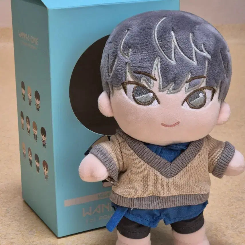 (미사용)워너원 황민현 공식 인형