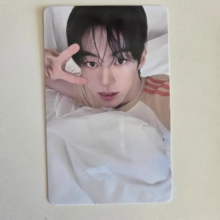 투어스 도훈 play hard 플레이하드 타워레코드 오프라인 럭드