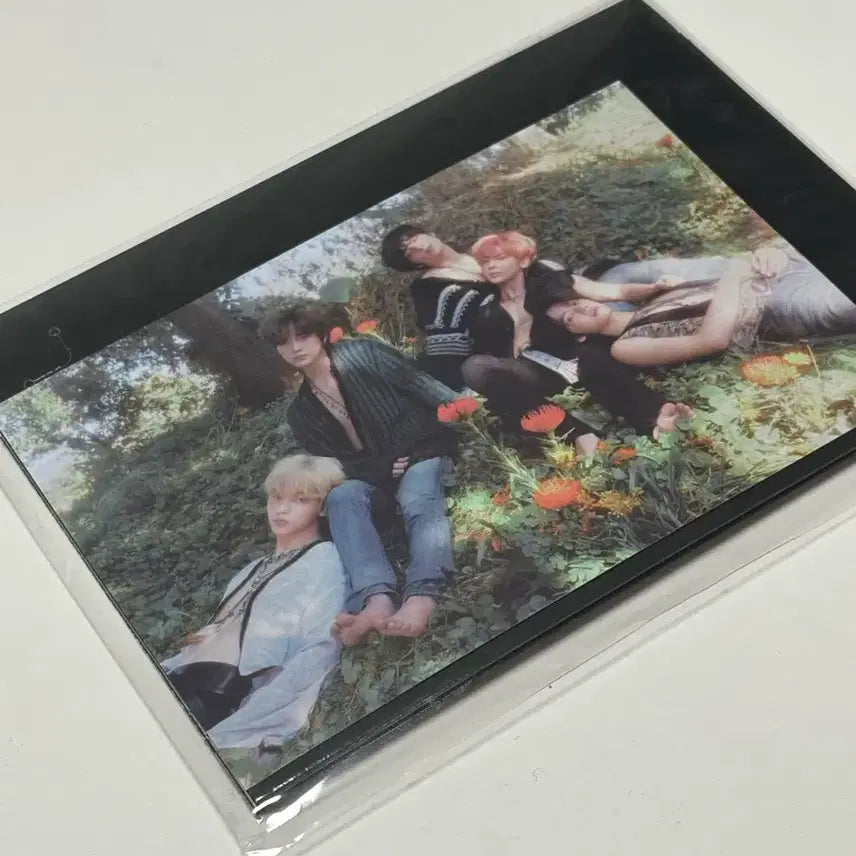 슈러라 위버스 특전 엽서