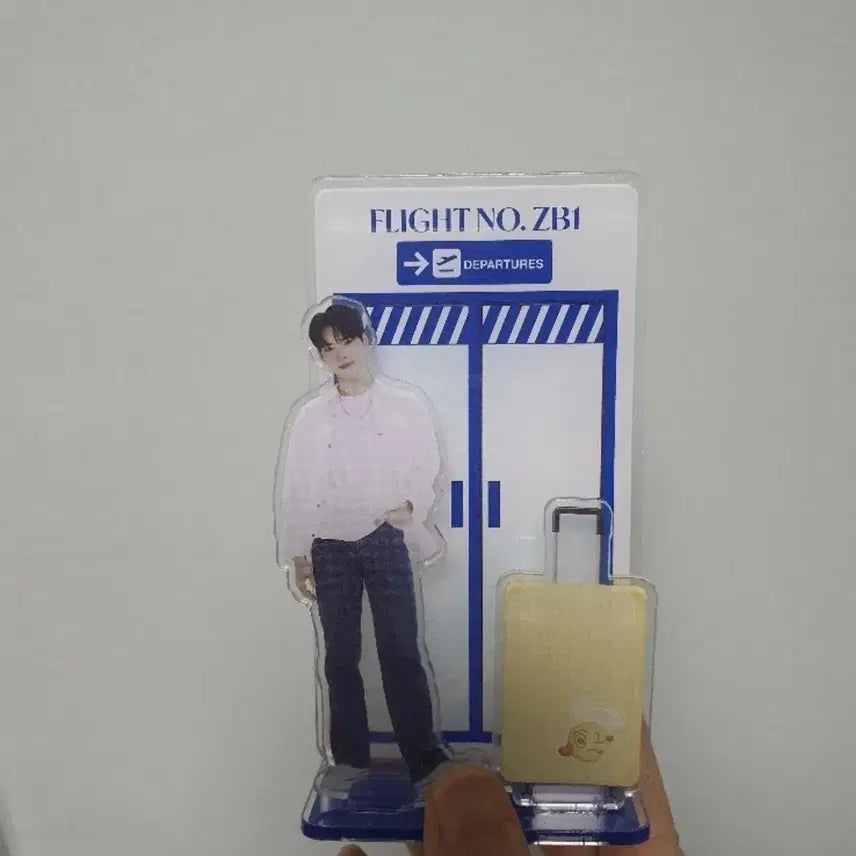 제로베이스원 성한빈 아크릴