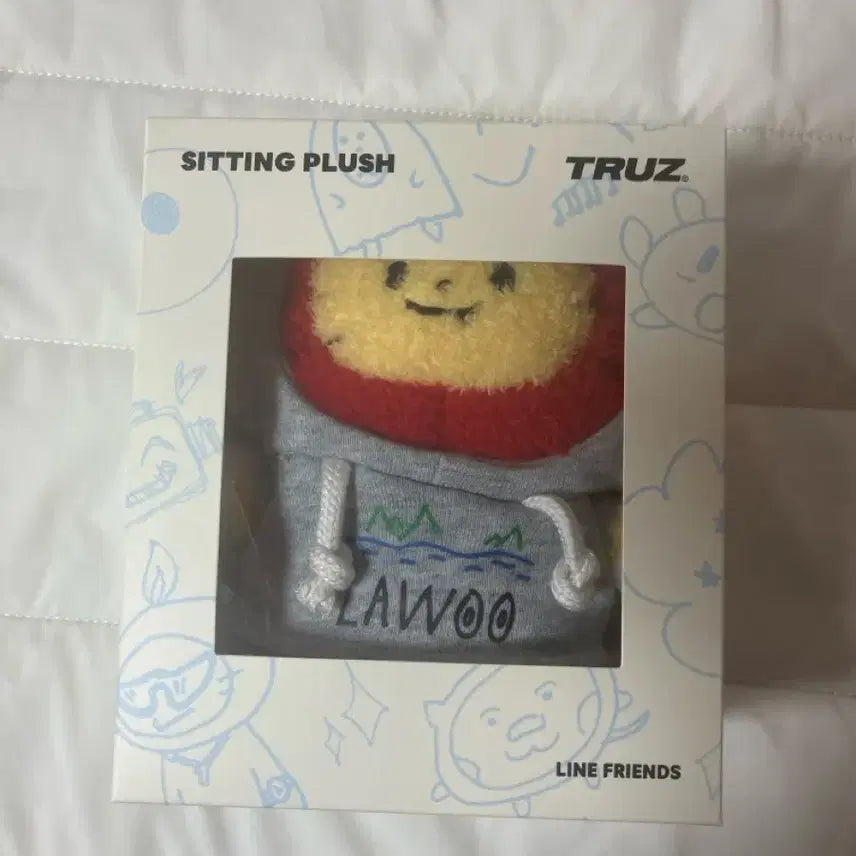 트루즈 라우 베이직 코스튬 착장 소형 인형