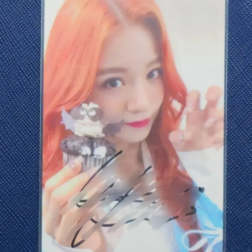 프로미스나인 이채영 할로윈밤 싸인포카