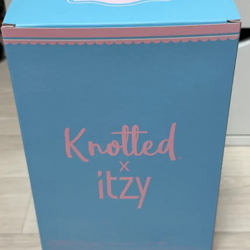 있지 노티드 콜라보 곰인형