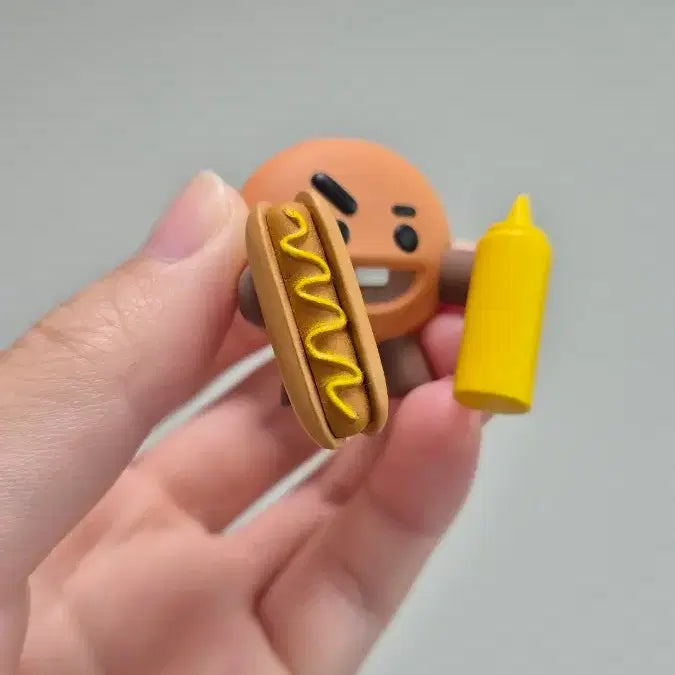 BT21 슈키 핫도그 피규어 SHOOKY
