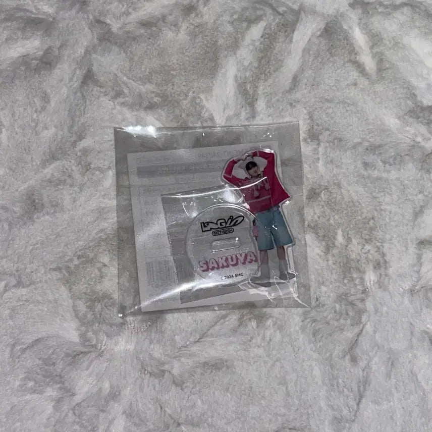 엔시티 위시 로그인 재팬 엠디 미니아크릴스탠드 사쿠야 양도합니다!!