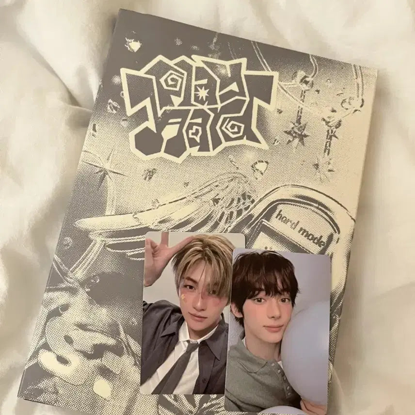 투어스앨범(포카o,모든구성품포함)