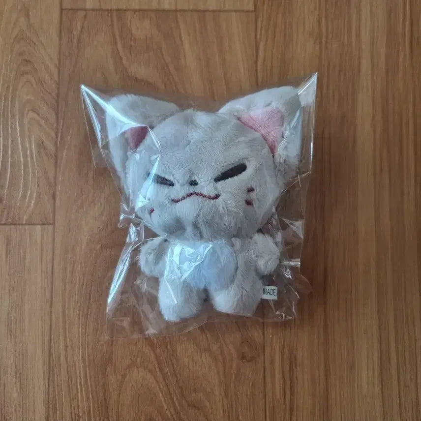 스트레이키즈 아이엔 비공식 인형 폭양이 (개봉)