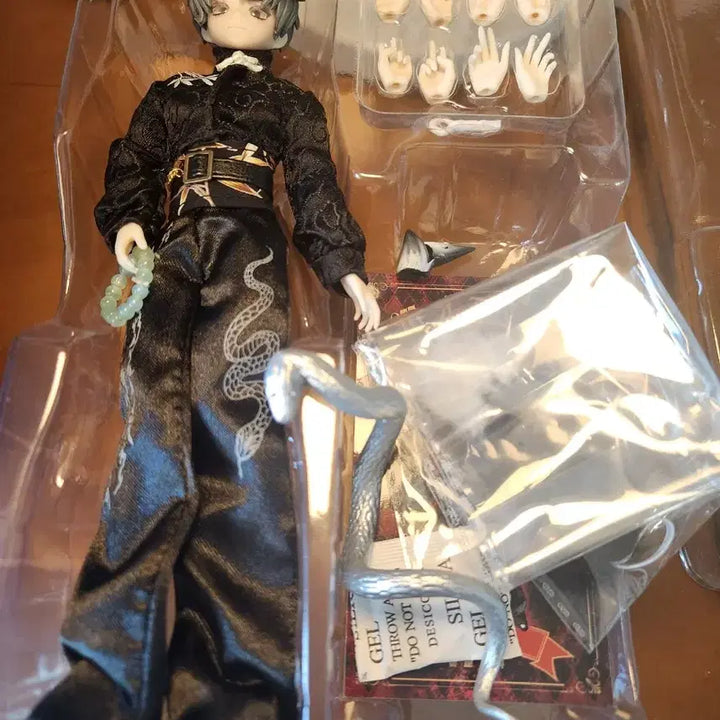 정품 시찰리아 패스트 더 스토리 검은여우 구체관절 인형