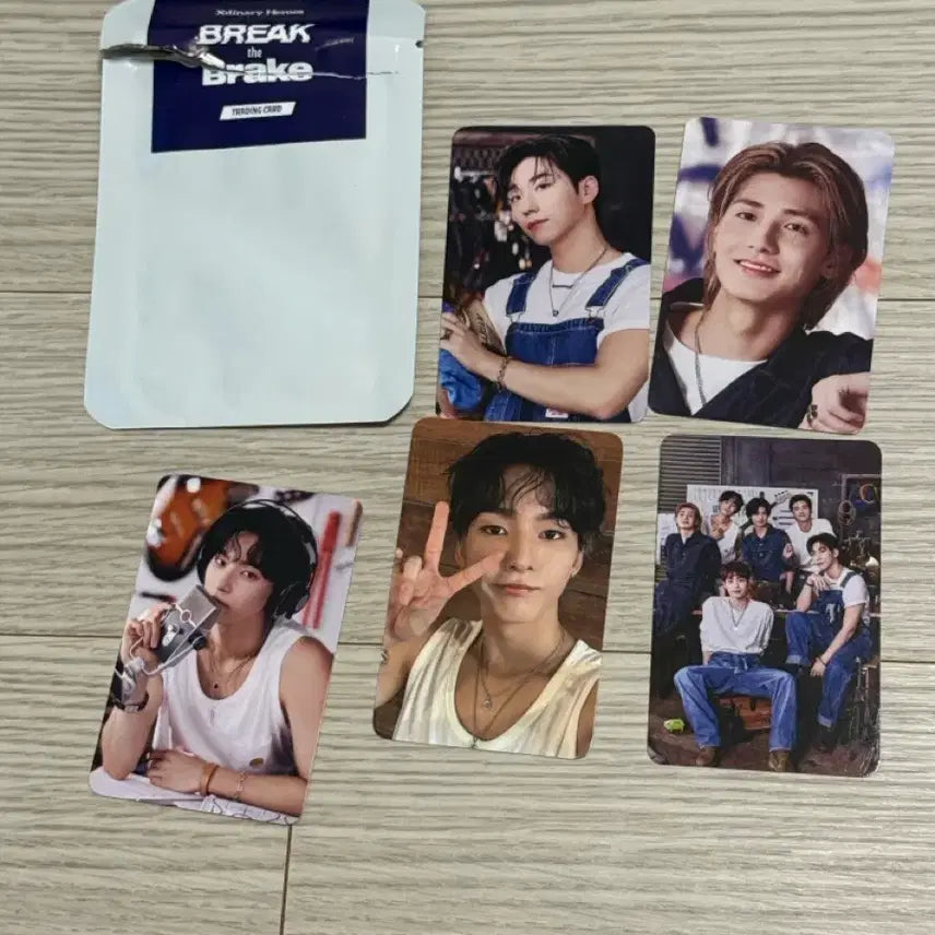 엑스디너리히어로즈 트레이딩 카드