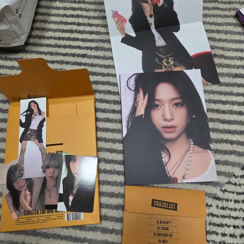 BABYMONSTER  WE GO UP (2nd Mini Album)