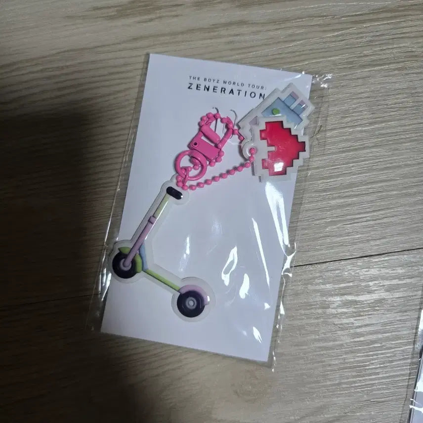 더보이즈 제너레이션 주연 킥보드 키링