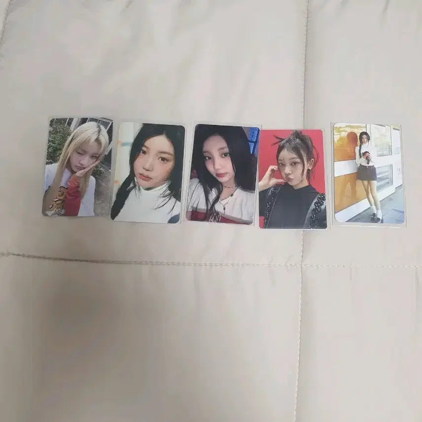 아일릿 포카 원희 모카 이로하 일괄 판매