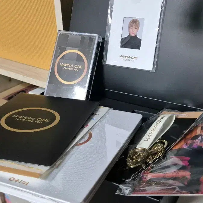 워너원 미니앨범 2집 오피셜 MD굿즈 (강다니엘)