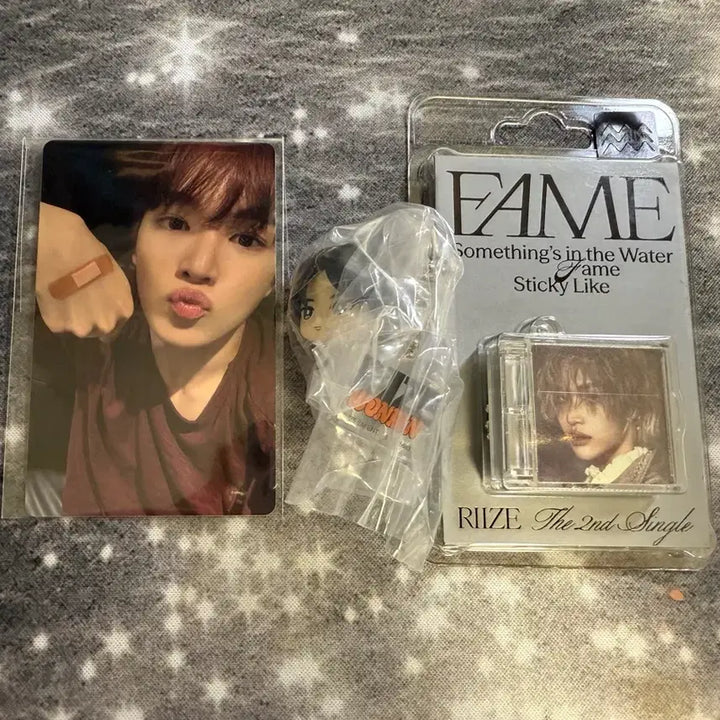 라이즈 성찬 미공포 위버스 럭드 포카