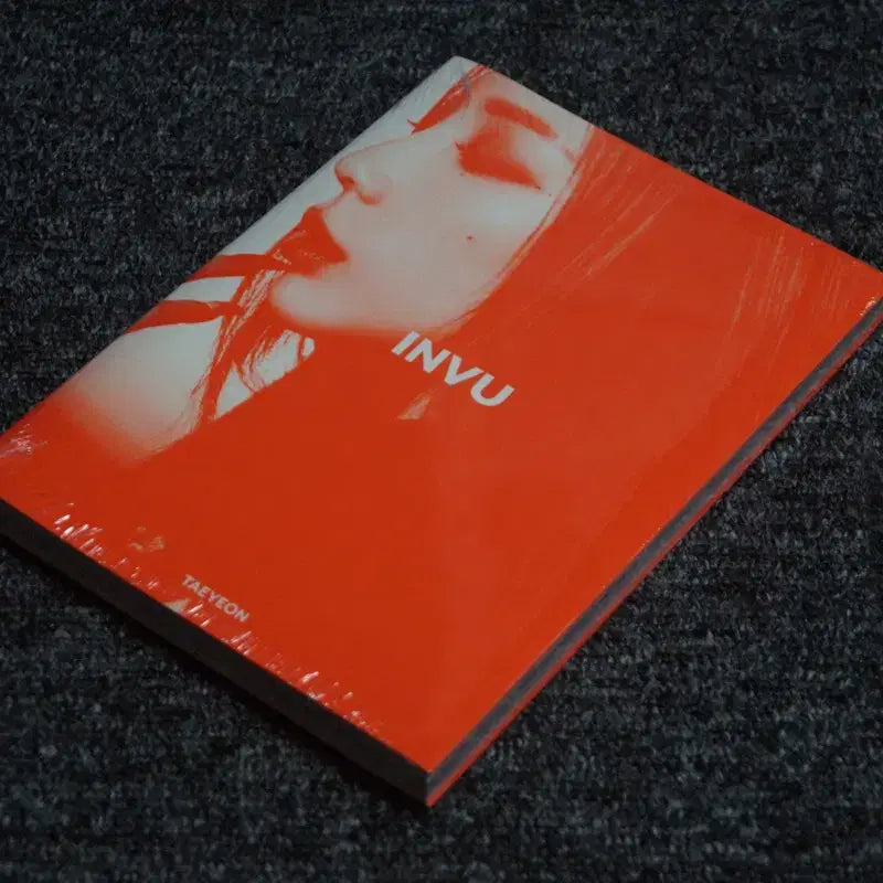 (미개봉) 태연 - 정규 3집 INVU 오렌지버전