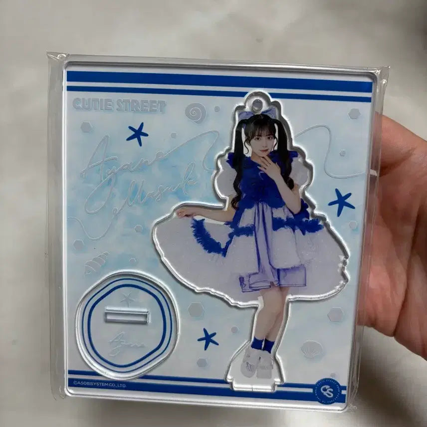 큐티스트리트 리사 아크릴스탠드 원가양도합니다