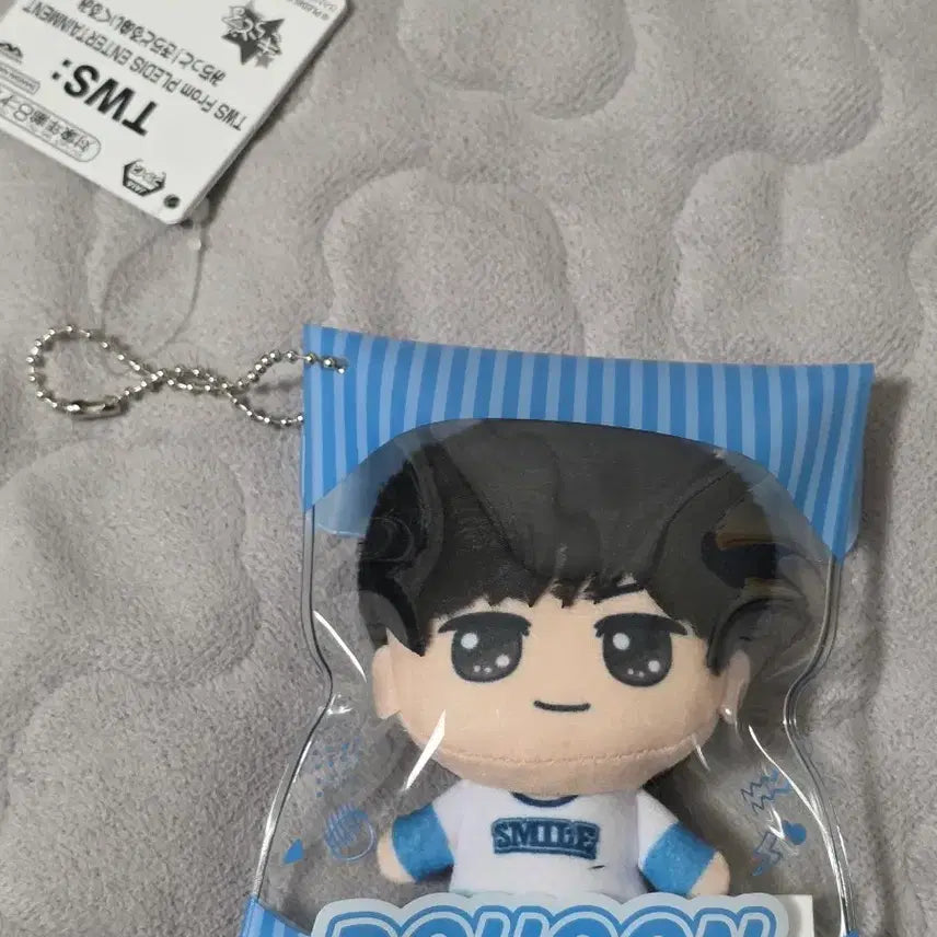 투어스 도훈 반다이인형