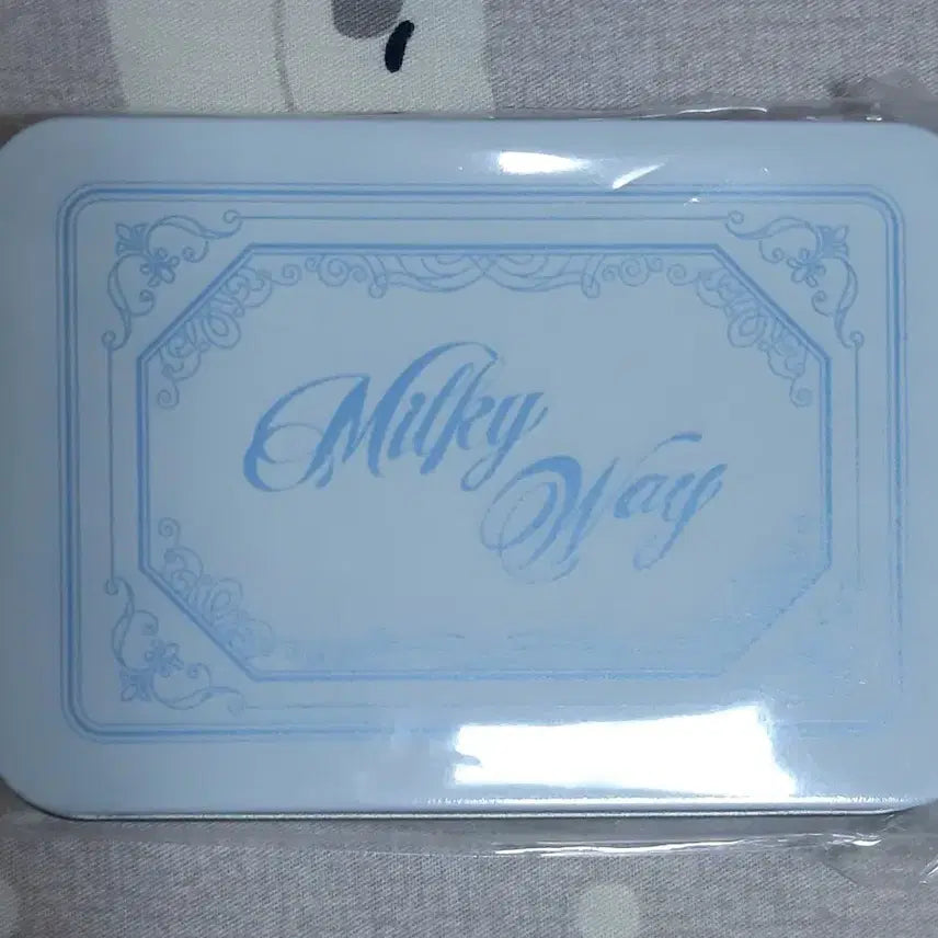 [미개봉] 오마이걸 밀키웨이(Milky Way) MD 틴케이스 + 스티커