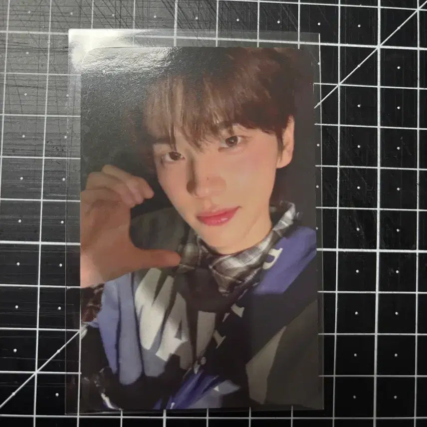 투어스 신유 play hard 위드뮤 미공포 특전 포카 포토카드