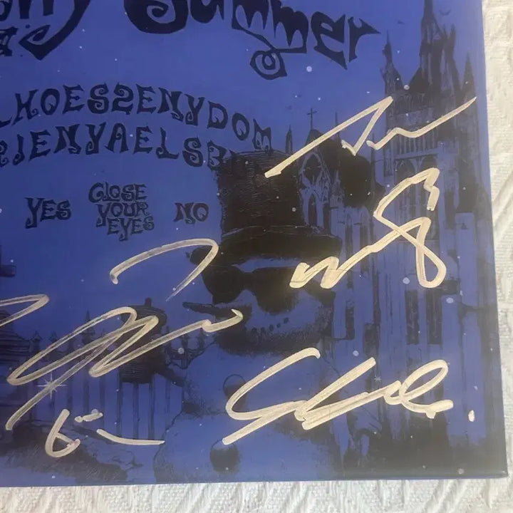 Close Your Eyes (클로즈 유어 아이즈) 친필 싸인앨범