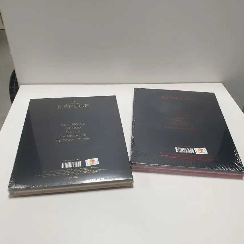 Nogizaka46 Refuge 앨범 EAST/WEST 버전 세트