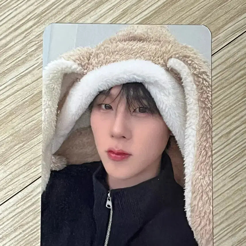 몬스타엑스 헬로라이브 토끼담요 포카 (주헌)