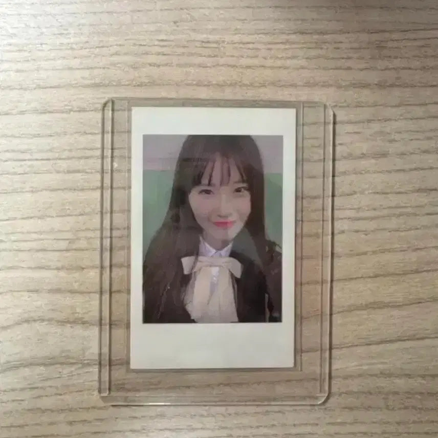 프로미스나인 송하영 투하트 폴라로이드