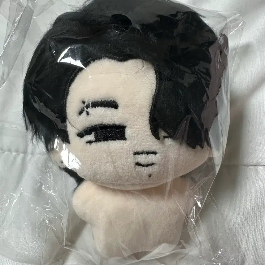 엔하이픈 니키 인형 미개봉