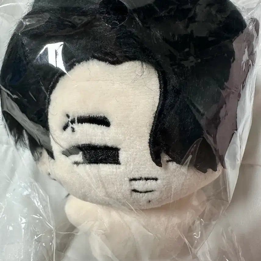 엔하이픈 니키 인형 미개봉