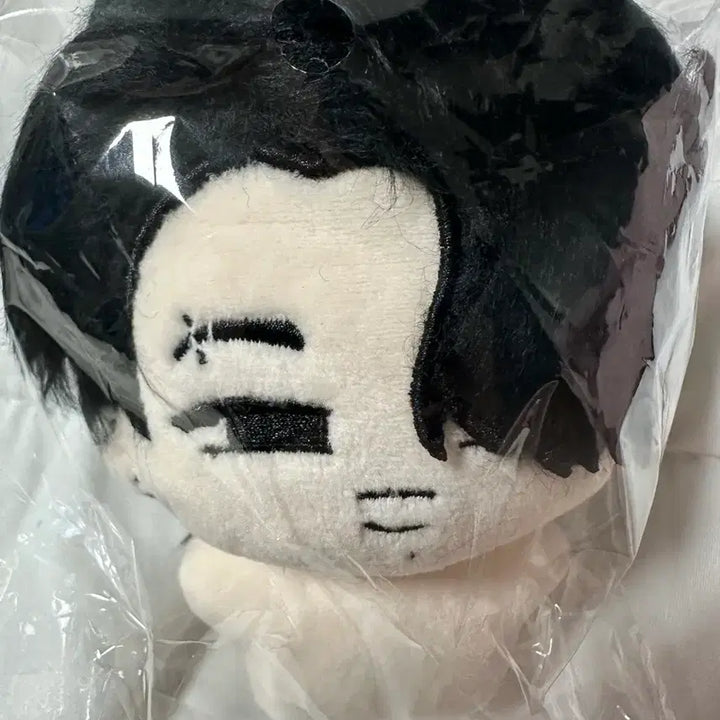 엔하이픈 니키 인형 미개봉