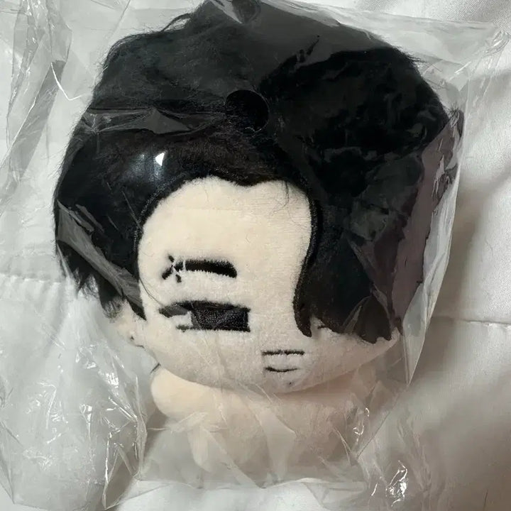 엔하이픈 니키 인형 미개봉