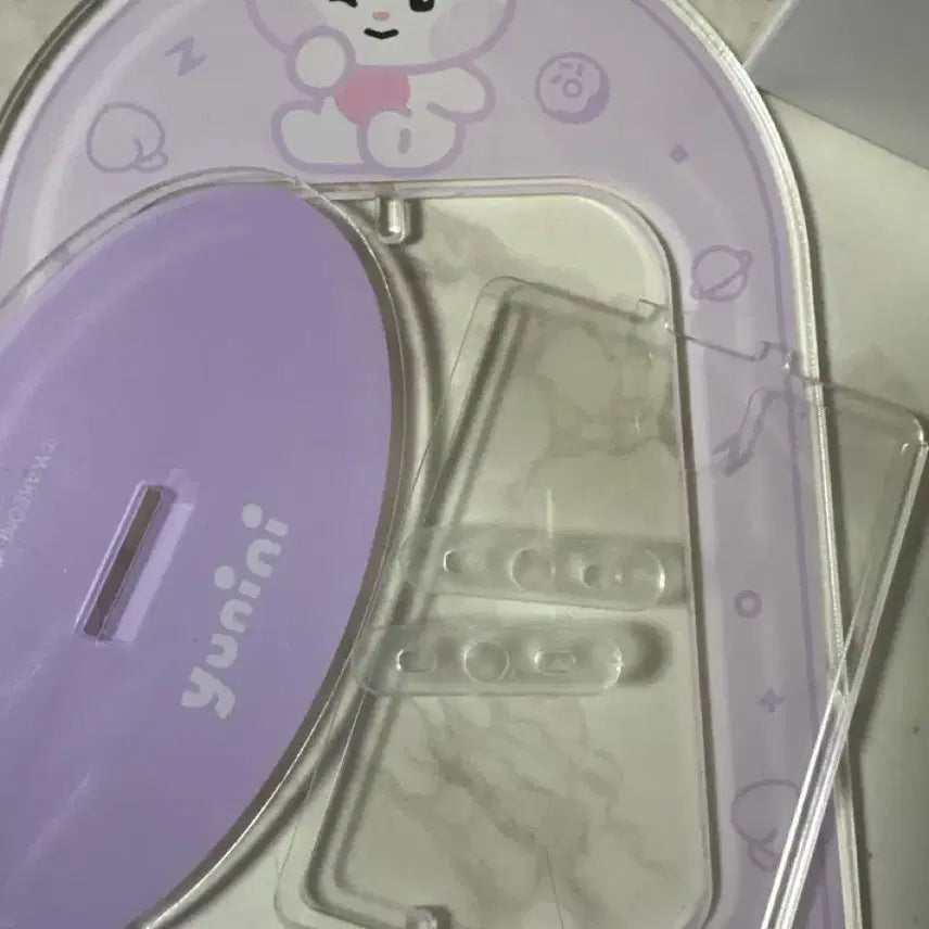 제로베이스원 유니니 아크릴 스탠드