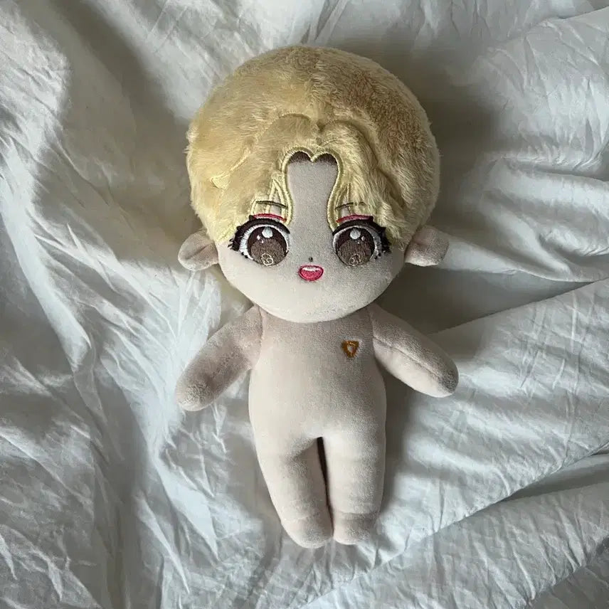 세븐틴 윤정한 인형 급처