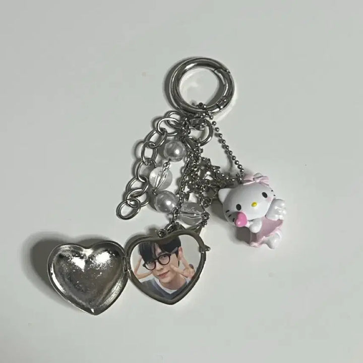 엔시티 위시 스테디 팝업 하트 펜던트 키링 유우시 키티