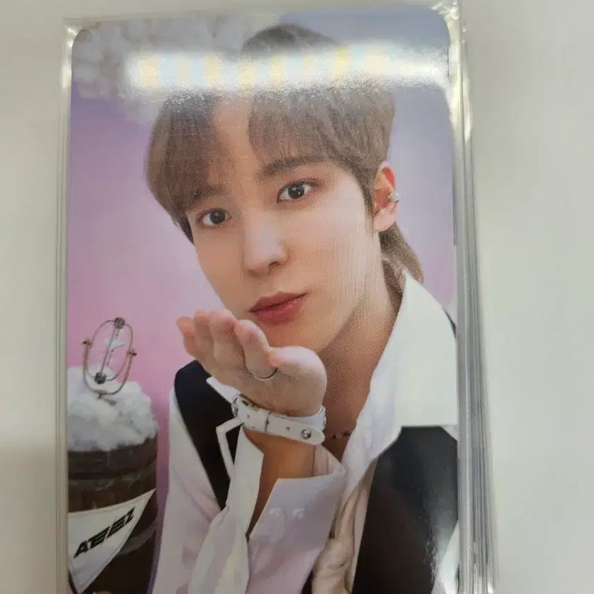 에이티즈 윤호 애니티즈 인 일루젼 포카