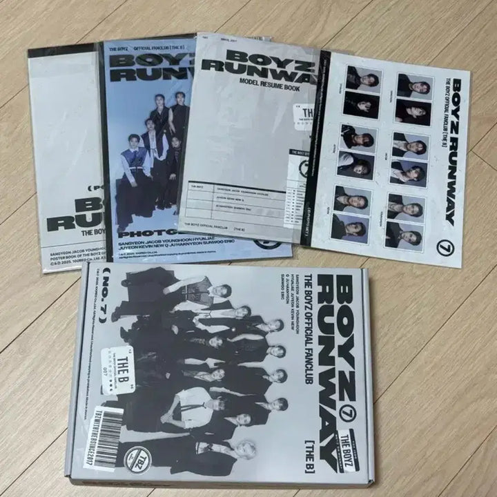 더보이즈 더비7기 키트 +unexpected 앨범 3개