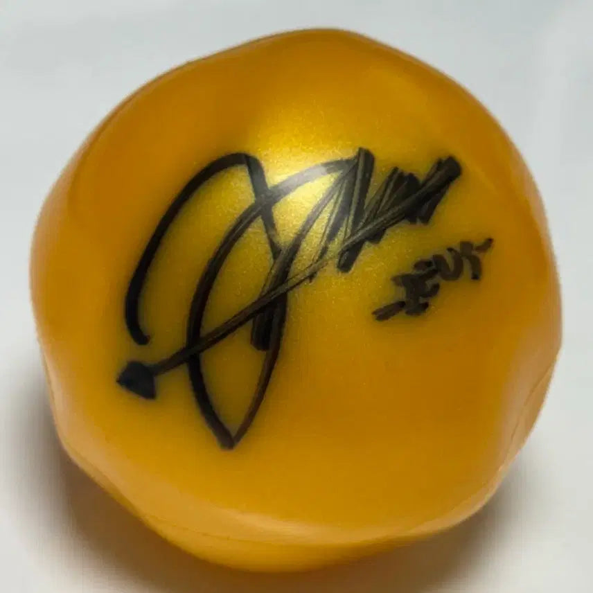 엔시티127 정우 네오시티 싸인볼