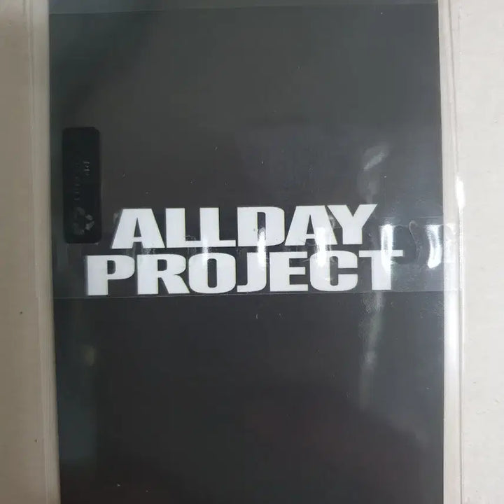 올데이프로젝트 베일리 원모어타임 공방포카