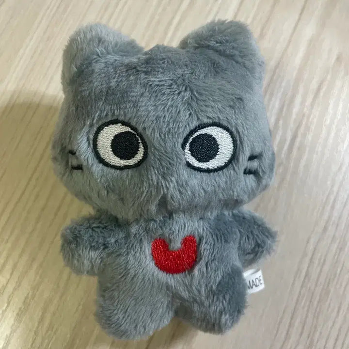 강토끼 뉴진스 해린 인형 택포 0.8