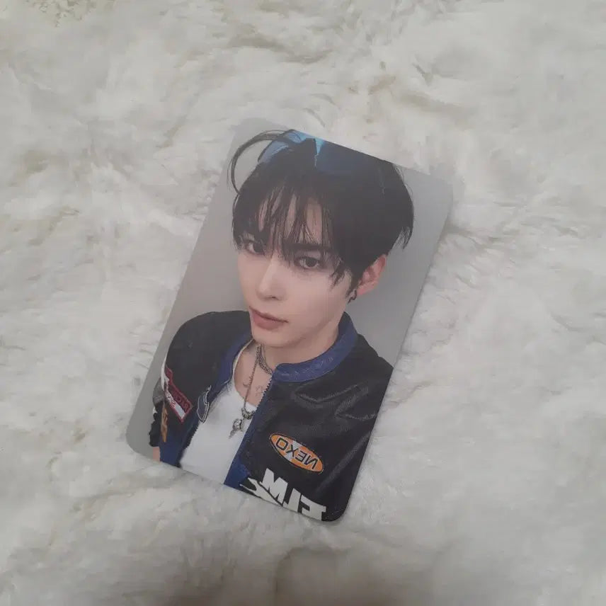 제로베이스원 성한빈 월드투어 cgv 생중계 포카