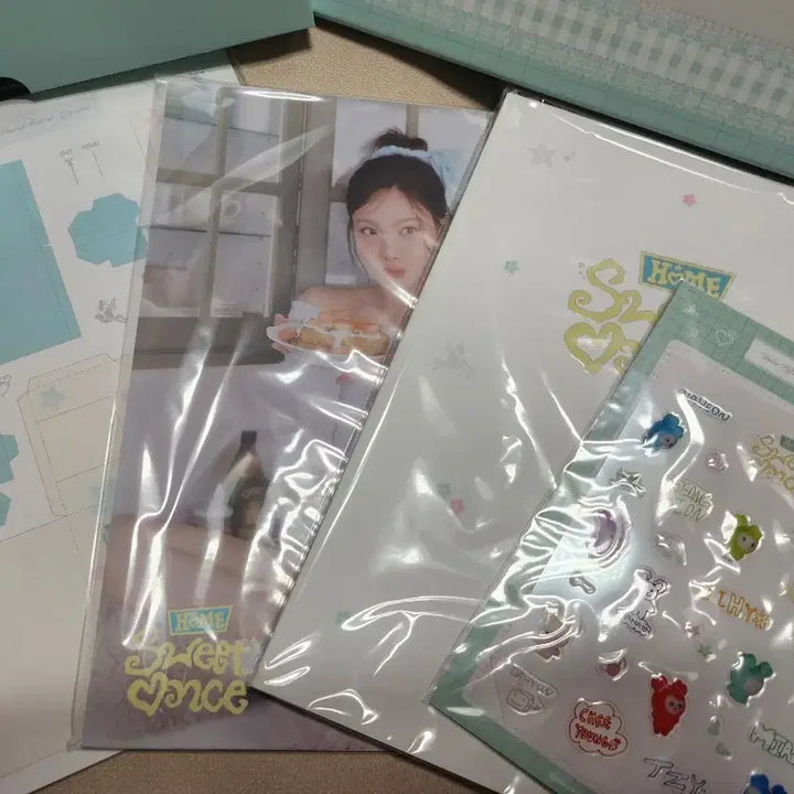 트와이스 트와 twice 5기 팬클럽 키트 포토북 개봉 구성품 일부