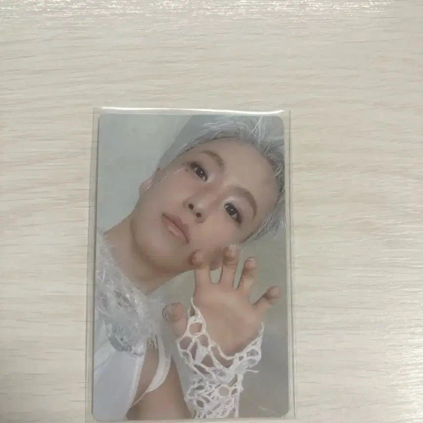 세븐틴 호시 HAPPY BURSTDAY 위버스 특전 포카 판매합니다!